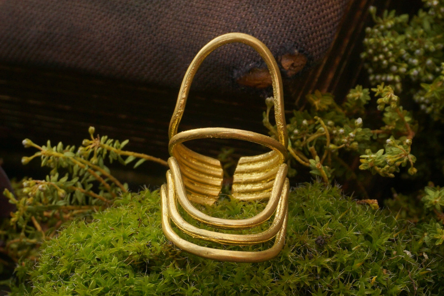 Knuckle Ring